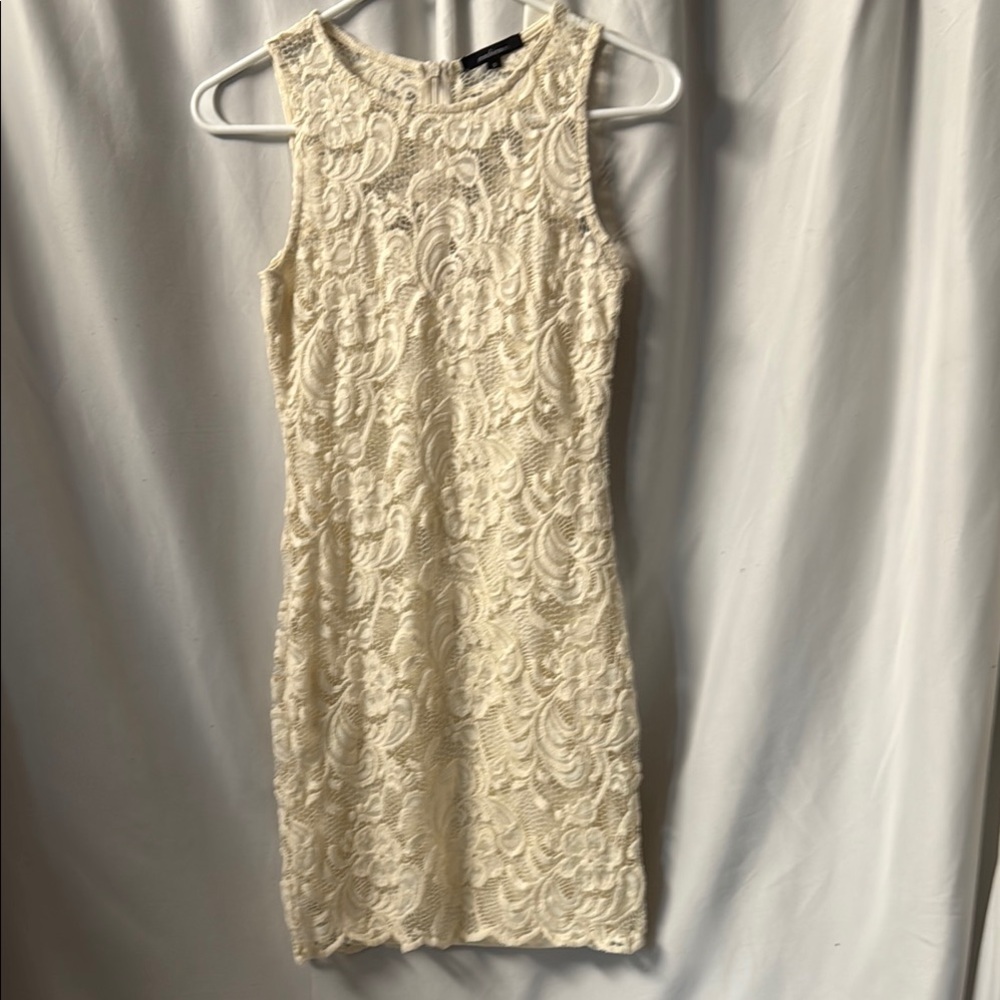 Elegant Cream Lace Dress